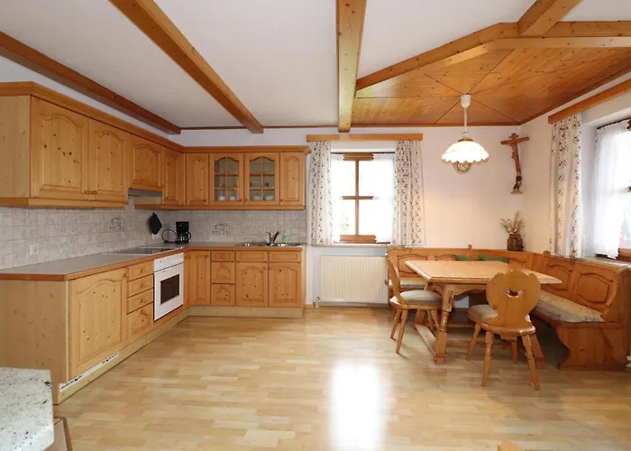 בית נופש In *